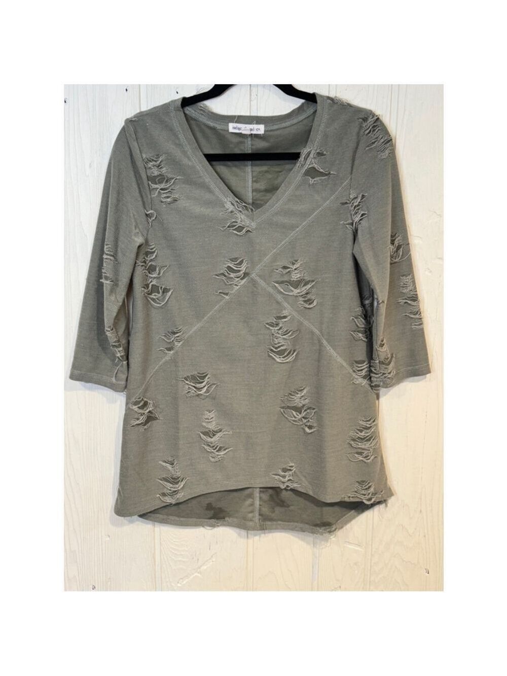 Indigo Thread Co Olive Green V-Neck Shirt Small